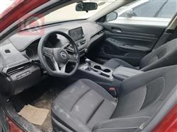 نيسان ألتيما